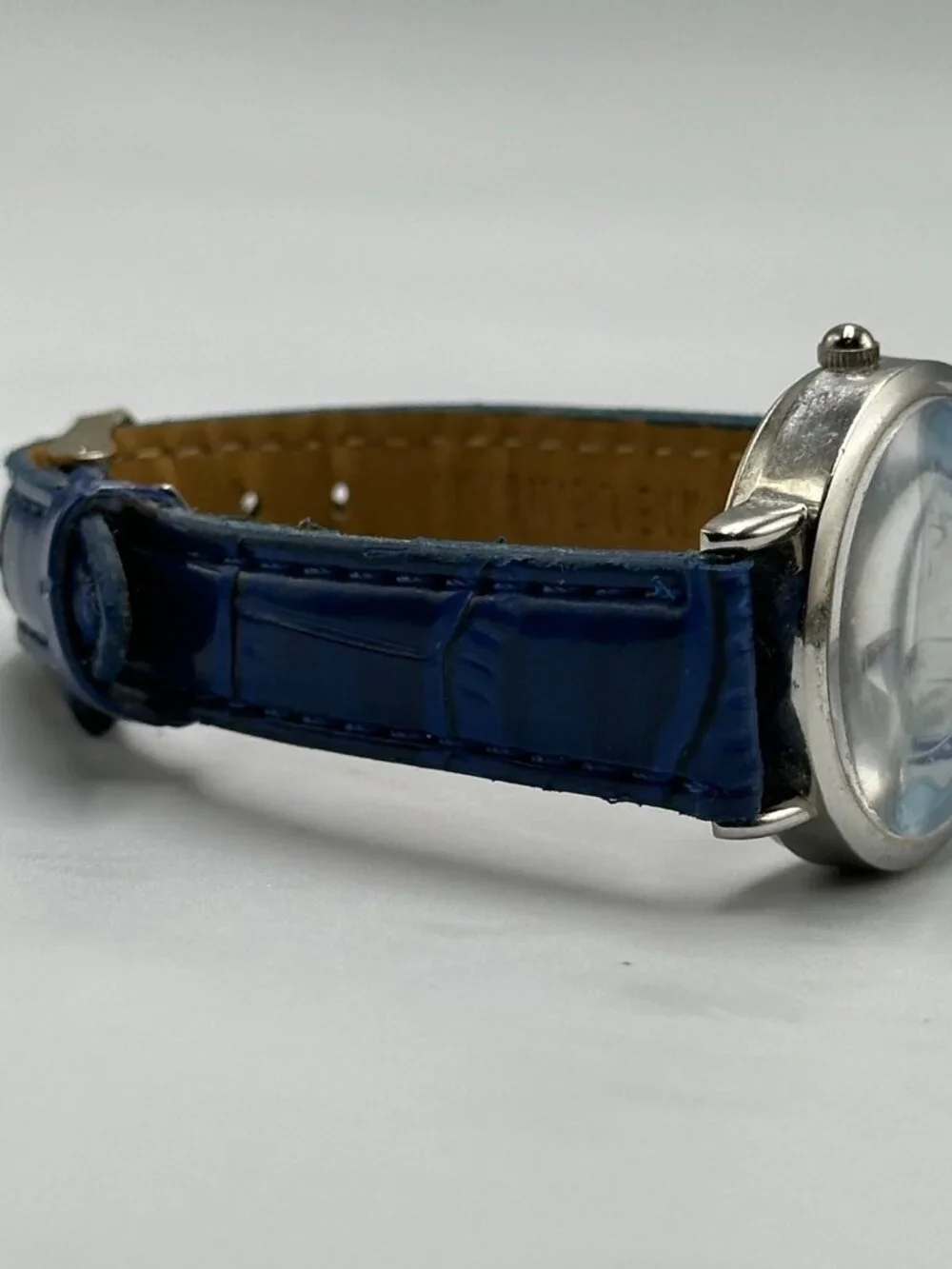 3/$30 Dingbats Watch Women Silver Tone Angel Dial Rotating Cloud Second Hand 8